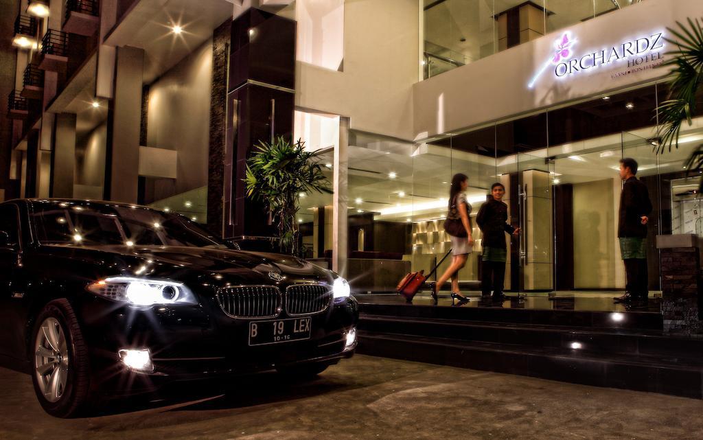 Orchardz Hotel Ayani بونتِياناك المظهر الخارجي الصورة