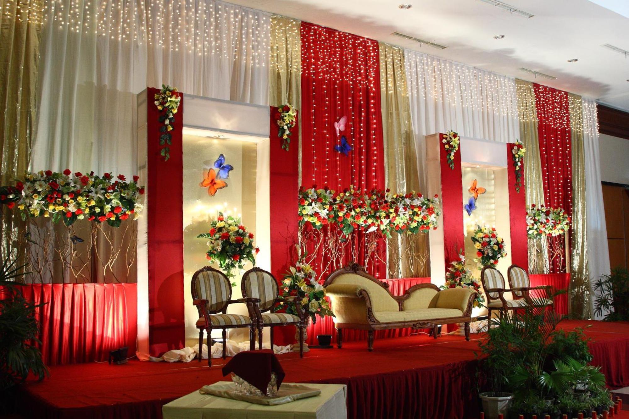 Orchardz Hotel Ayani بونتِياناك المظهر الخارجي الصورة